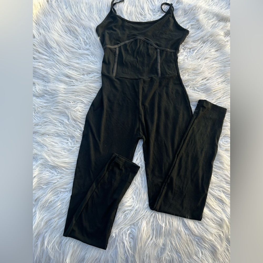 Fitted JUMPSUIT 💫small💫black 